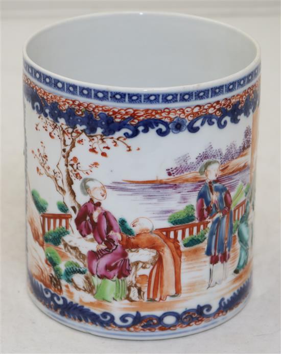 A Chinese export famille rose mandarin mug, Qianlong period, height 13.5cm